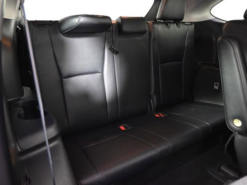 Used 2023 Toyota Highlander Platinum AWD/4WD image 19