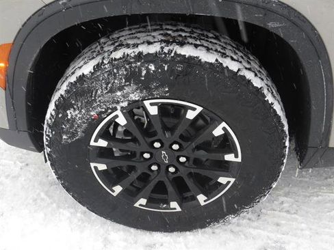 New 2026 Chevrolet Traverse Z71 w/ Driver Confidence Package image 8