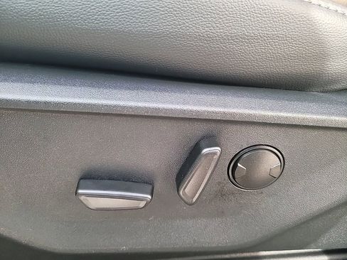 New 2025 Ford F250 Lariat w/ Lariat Ultimate Package image 11