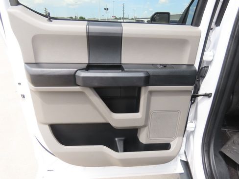 Used 2019 Ford F150 XL w/ Equipment Group 101A Mid AWD/4WD image 19