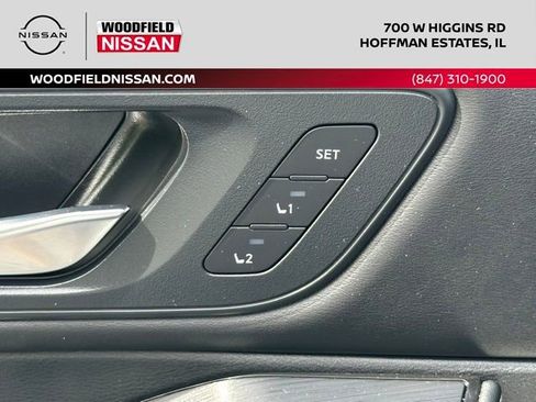 Certified 2023 Nissan Rogue SL w/ SL Premium Package AWD/4WD image 22