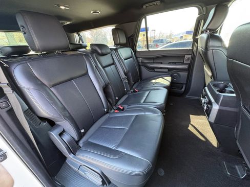 Used 2019 Ford Expedition Max XLT w/ Equipment Group 202A image 20