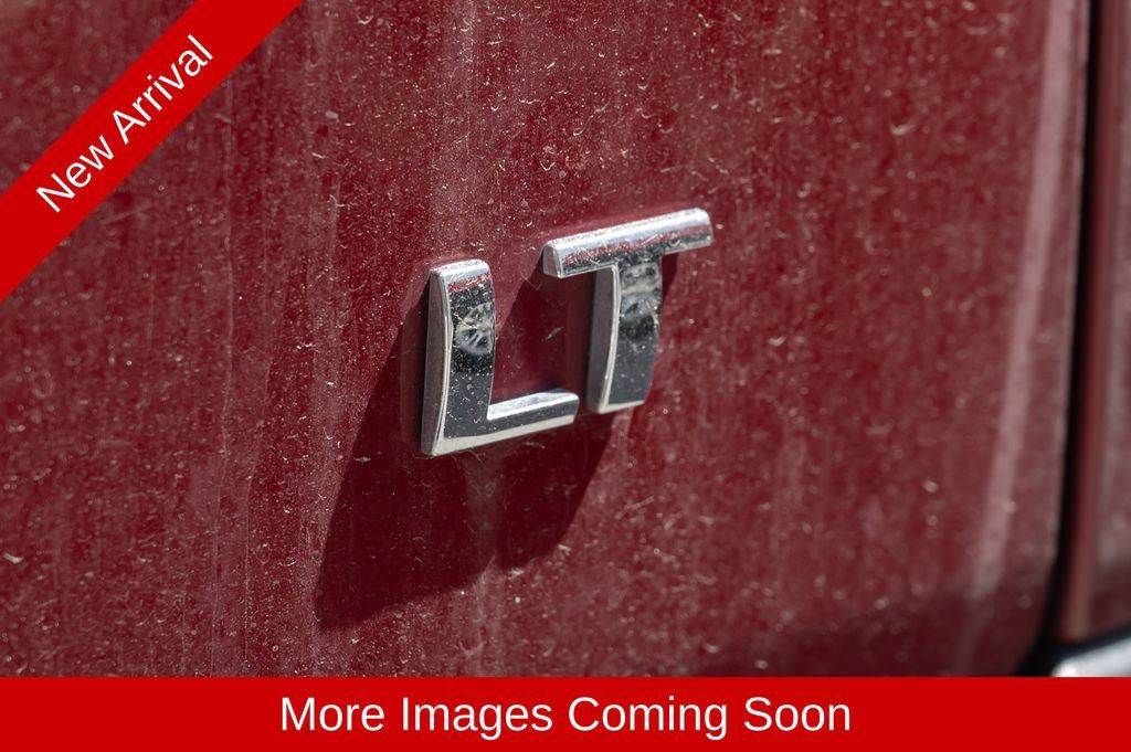 Used 2024 Chevrolet Traverse LT AWD/4WD image 10