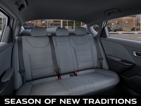 New 2025 Kia K4 EX image 16
