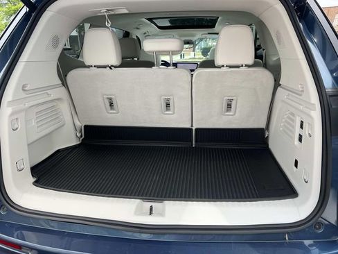 Used 2026 Buick Enclave Avenir w/ Super Cruise Package AWD/4WD image 67