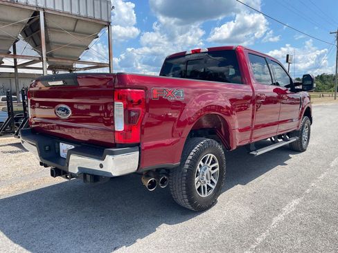 Used 2017 Ford F250 Lariat w/ Lariat Value Package AWD/4WD image 6