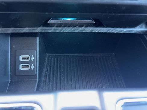 Used 2020 Ford F150 Platinum w/ Equipment Group 701A Luxury image 31