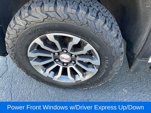 Used 2022 GMC Sierra 1500 AT4 w/ Sierra Safety Plus Package AWD/4WD image 33
