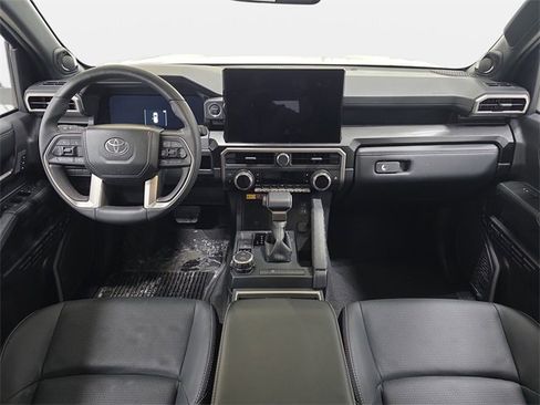 Certified 2025 Toyota 4Runner Limited image 9