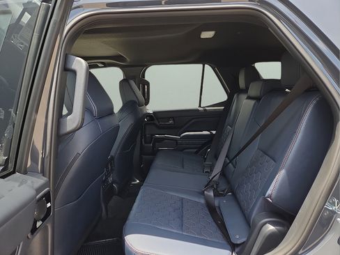 New 2026 Toyota 4Runner Platinum AWD/4WD image 14