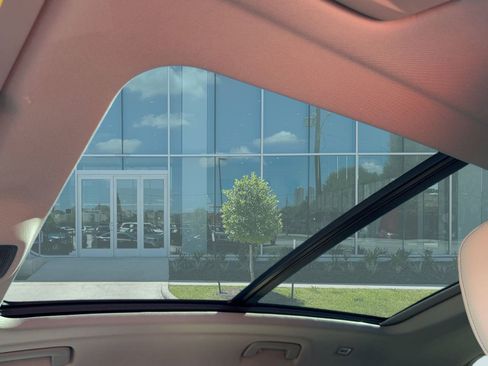 New 2025 Audi Q5 Premium image 16