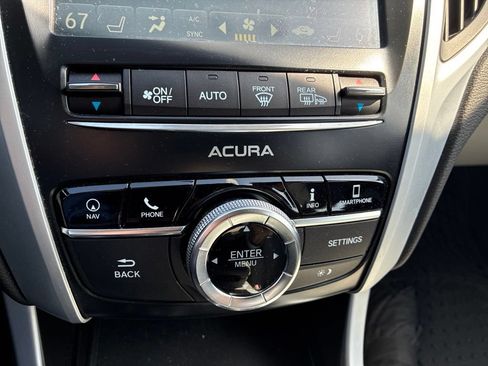 Used 2018 Acura TLX w/ Technology Package FWD image 17