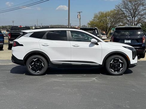 New 2026 Kia Sportage EX w/ EX Panorama Roof Package AWD/4WD image 2