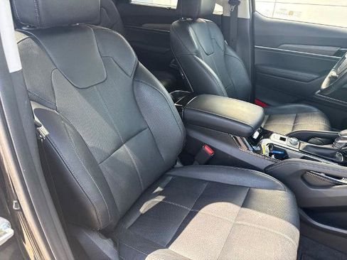 Used 2022 Kia Telluride EX w/ EX Premium Package AWD/4WD image 31