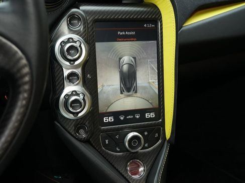 Used 2022 McLaren 720S Spider image 22