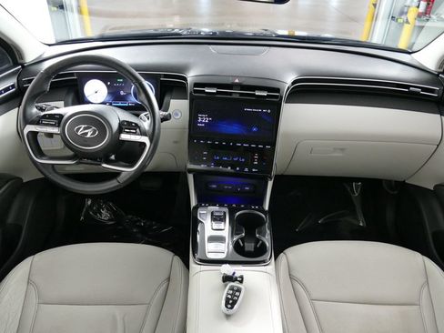 Used 2024 Hyundai Tucson Limited AWD/4WD image 25