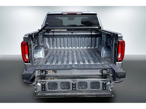 Used 2020 GMC Sierra 1500 SLT w/ X31 Off-Road Package image 7