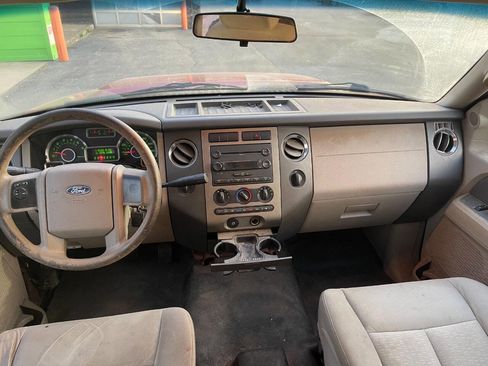 Used 2007 Ford Expedition EL XLT AWD/4WD image 7