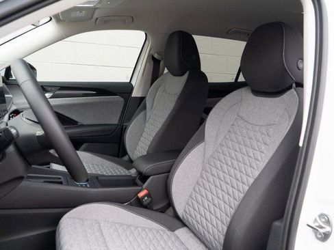 New 2026 Volkswagen Tiguan S image 8