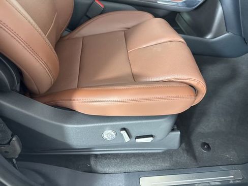 New 2025 Lincoln Navigator L Reserve image 21