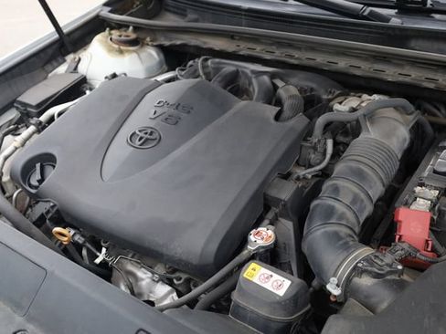 Used 2019 Toyota Camry XSE w/ Driver Assist Package FWD image 8