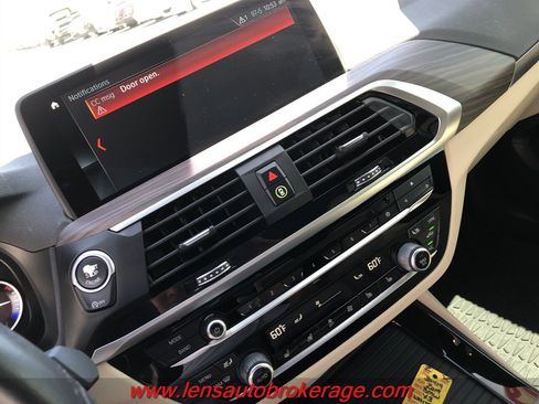 Used 2019 BMW X3 sDrive30i w/ Premium Package RWD image 14