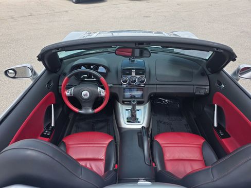 Used 2007 Saturn Sky w/ Premium Trim Pkg image 11