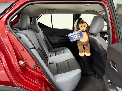 Used 2024 Nissan Kicks SR w/ SR Premium Package FWD image 22