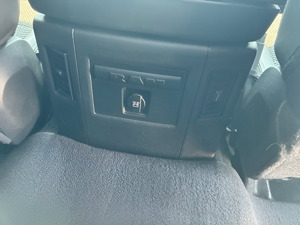 Used 2017 RAM 1500 Sport w/ Black Ram 1500 Sport Group AWD/4WD image 14