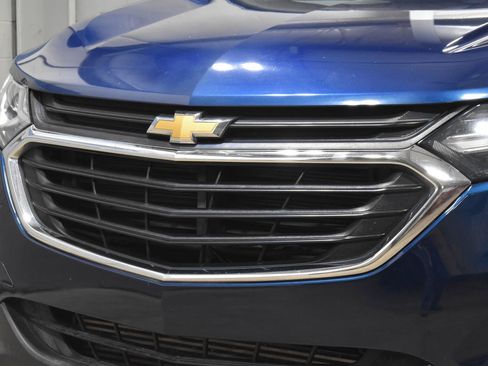 Used 2020 Chevrolet Equinox LT w/ Driver Convenience Package FWD image 28