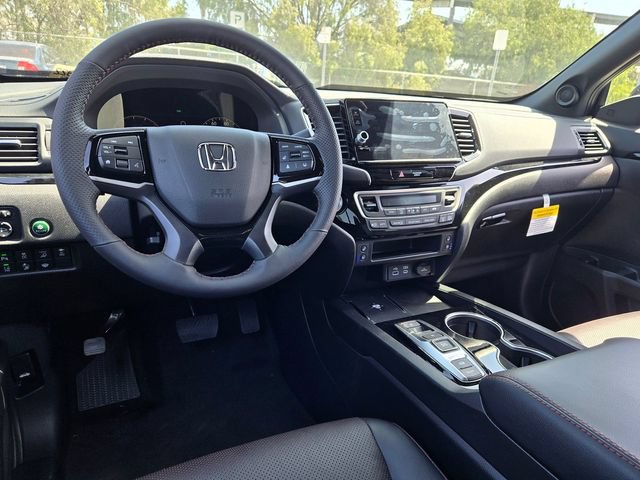 New 2026 Honda Ridgeline Black Edition image 2