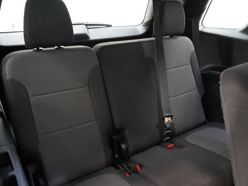 Used 2023 Chevrolet Traverse LT AWD/4WD image 15