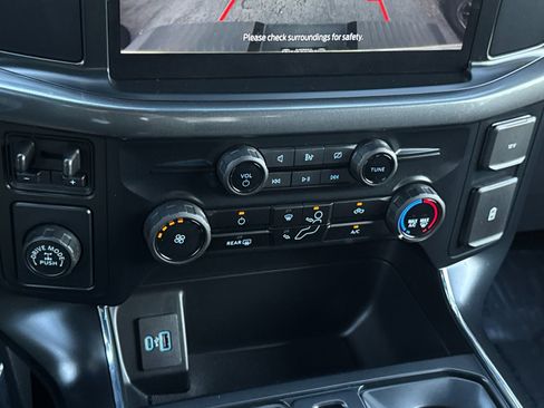 Used 2024 Ford F150 STX image 22