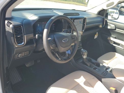 New 2025 Ford Ranger XLT w/ Equipment Group 301A High image 19