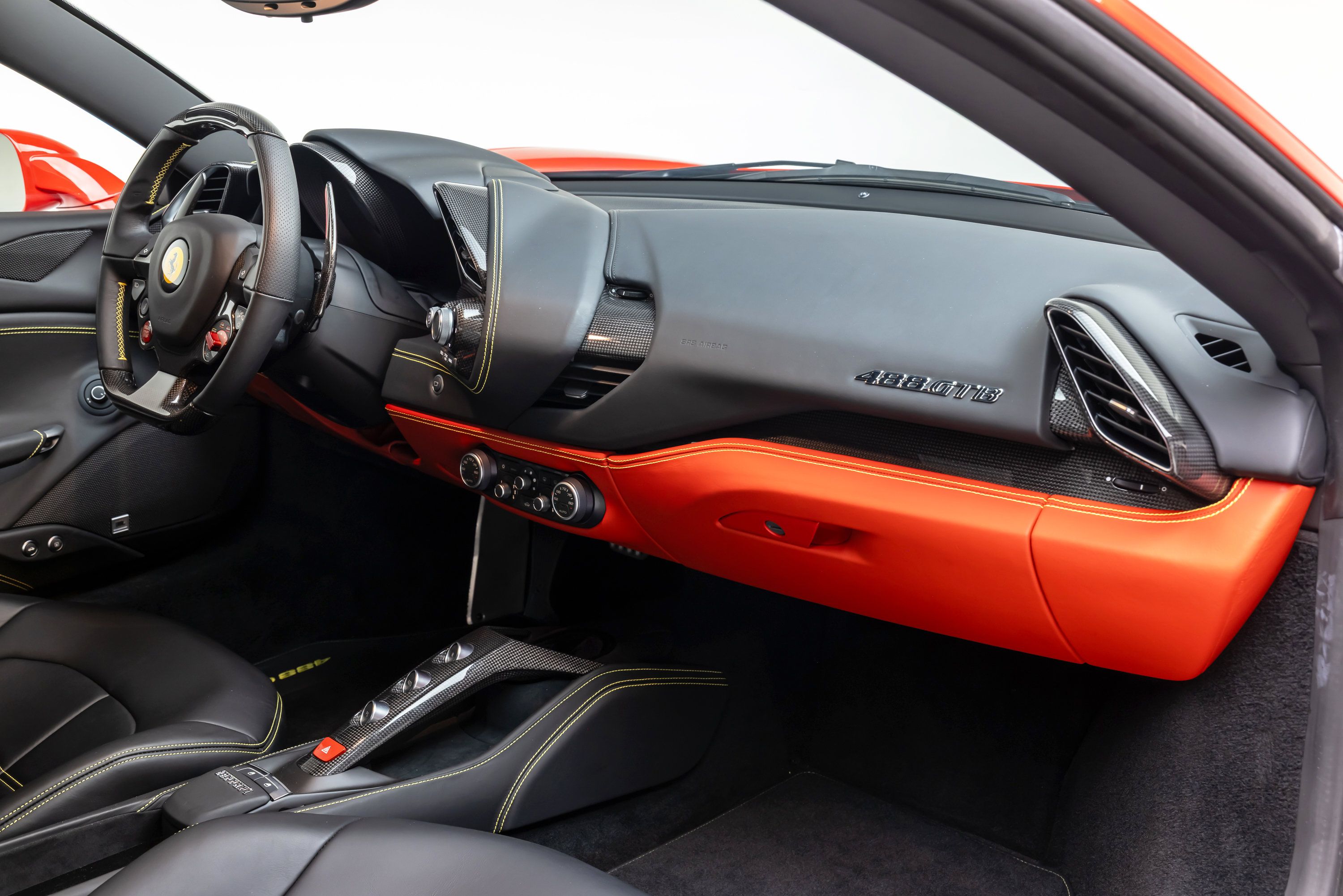 Certified 2018 Ferrari 488 GTB RWD image 48