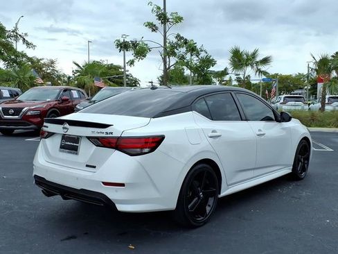 Used 2022 Nissan Sentra SR w/ Midnight Edition FWD image 14