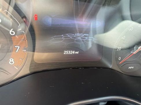 Used 2025 Jeep Compass Limited AWD/4WD image 5