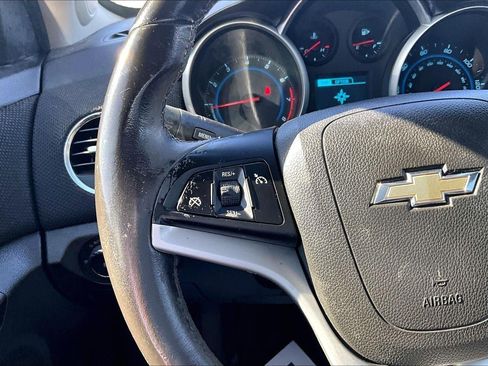 Used 2014 Chevrolet Cruze LT FWD image 14