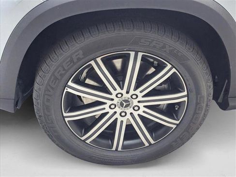 New 2025 Mercedes-Benz GLE 450 4MATIC image 9