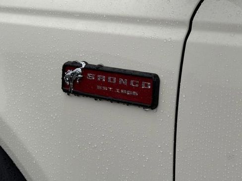 New 2026 Ford Bronco Outer Banks w/ Sasquatch Package image 8