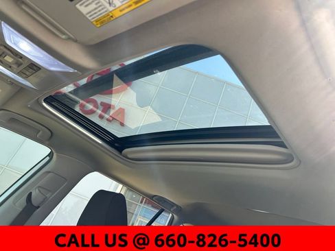 Certified 2021 Toyota RAV4 XLE w/ Convenience Package AWD/4WD image 12