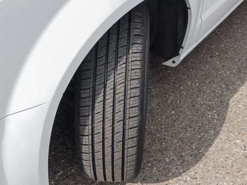 Used 2019 Dodge Grand Caravan SE image 40