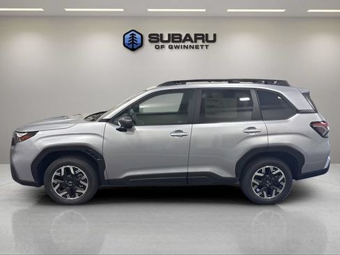 Used 2026 Subaru Forester Premium AWD/4WD image 2