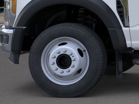 New 2026 Ford F450 XL w/ XL Chrome Package RWD image 19