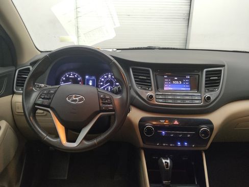 Used 2017 Hyundai Tucson Sport AWD/4WD image 22