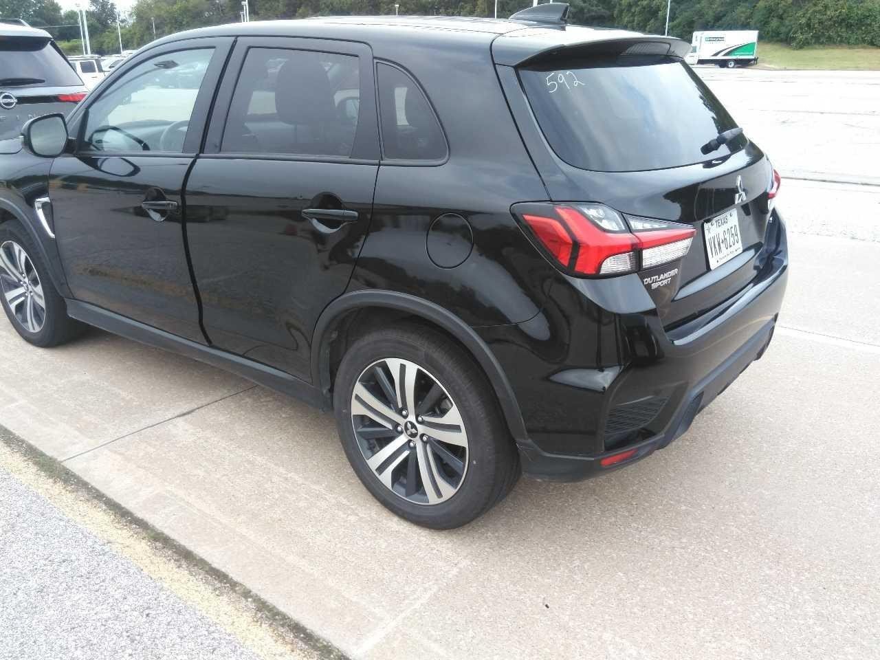 Used 2024 Mitsubishi Outlander Sport AWD image 2