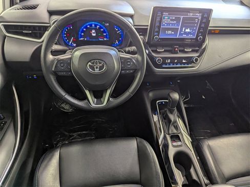 Used 2022 Toyota Corolla XSE image 14
