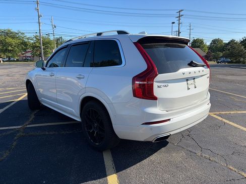 Used 2019 Volvo XC90 T6 Momentum w/ Advanced Package AWD/4WD image 5