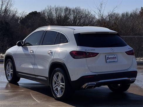 Used 2023 Mercedes-Benz GLA 250 GLA 250 w/ Premium Package image 4
