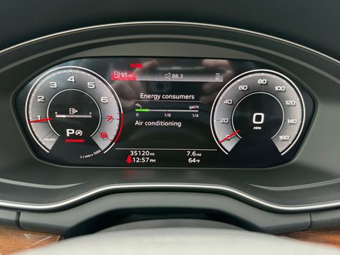 Used 2023 Audi Q5 2.0T Premium Plus w/ Premium Plus Package image 11